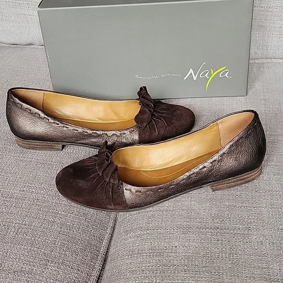 Brown Flat - Picture 2 of 5